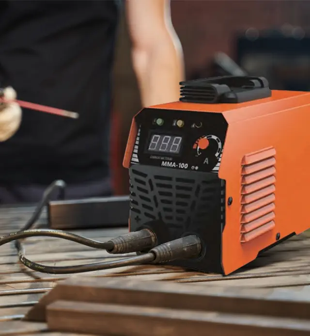Độ dài dòng chính của máy hàn không được vượt quá một vài mét
